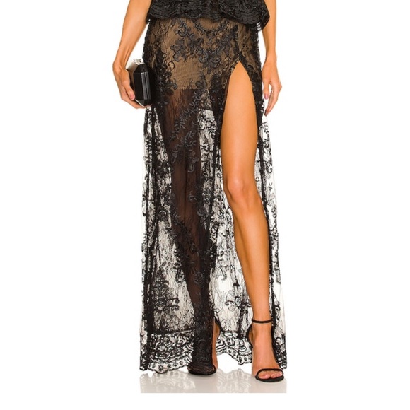 Ophilia Dress in Black
V. Chapman - Picture 4 of 5